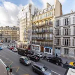 Newly Rebuilt By Architect - Center Of Paris