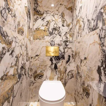 Appartamento Newly Rebuilt By Architect - Center Of Parigi